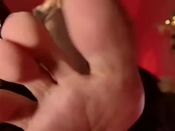 Chaturbate Live Sex Cam of badassswitch