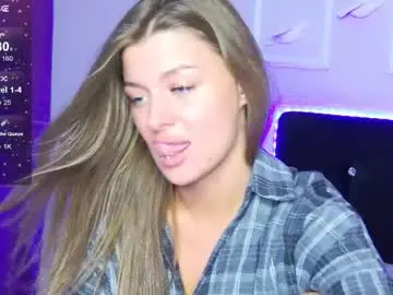 Chaturbate Live Sex Cam of lindabond
