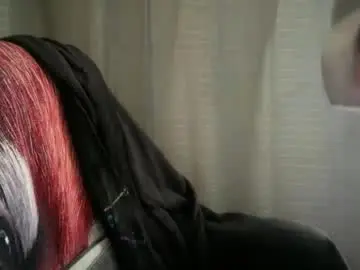 Chaturbate Live Sex Cam of ebony8ivory