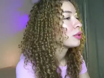 Chaturbate Live Sex Cam of isa_____