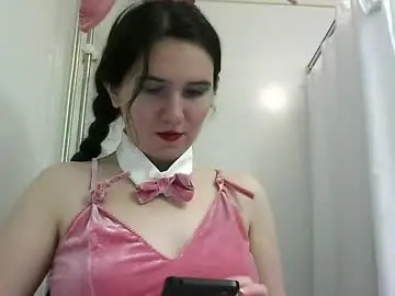 Chaturbate Live Sex Cam of bigbootybunny