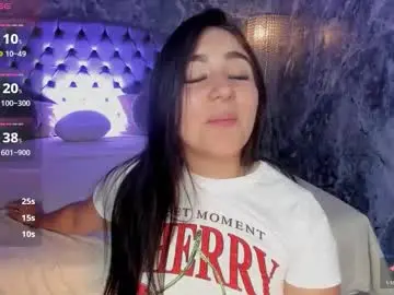 Chaturbate Live Sex Cam of bellinda_21
