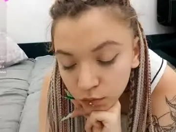 Chaturbate Live Sex Cam of tiffanyrawi