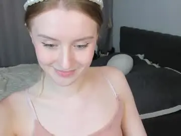 Chaturbate Live Sex Cam of gin_yoon