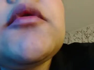 Chaturbate Free Live Porn of sexychubbyy