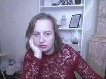 Chaturbate Live Sex Cam of helenbrais