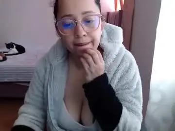 Chaturbate Free Live Porn of lumi_84