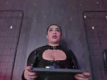 Chaturbate Live Sex of carolinaarias_