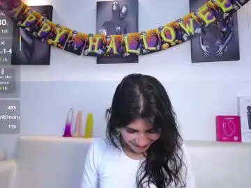 Chaturbate Live Porn of melodiroux_