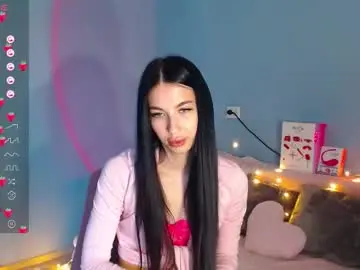 Chaturbate Live Sex Cam of karolina_hottie_