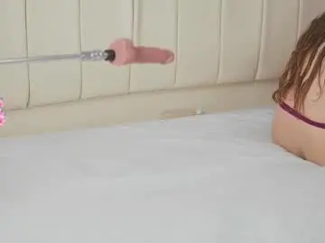 Chaturbate Nude Webcam of caroline_adams_