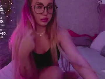 Chaturbate Watch Live Sex Cams of holly_molly8