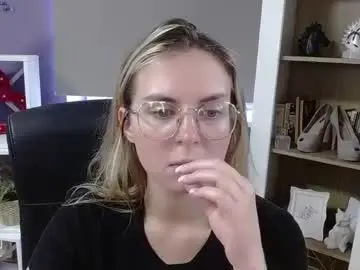 Chaturbate Nude Webcam of blackrosezoey