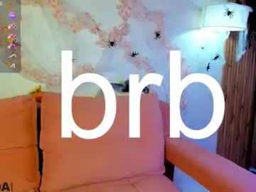 Chaturbate Live Sex Cam of katrina_bail