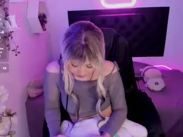 Chaturbate Nude Webcam of sarastorm666