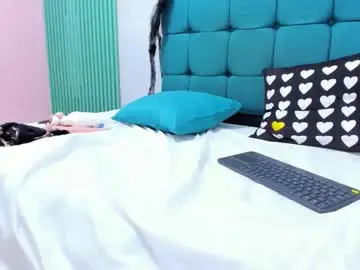 Chaturbate Live Sex Cam of daniella_wild