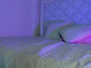 Chaturbate Best live sex cam show of sweet_latiinas