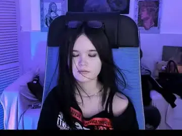 Chaturbate Adult Video Chat of elainebeness