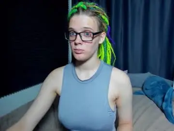 Chaturbate Adult Webcam of kiki_krash