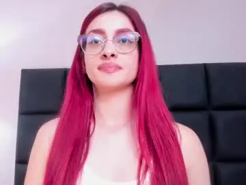 Chaturbate Nude Webcam of andracyruss
