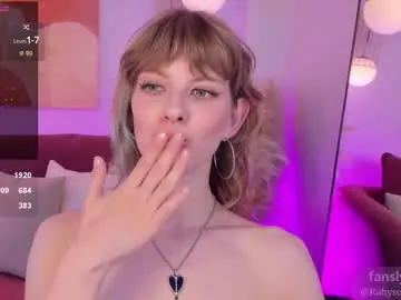 Chaturbate Watch Live Sex Cams of rubytwinkle