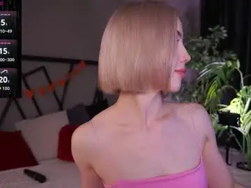 Chaturbate Watch Live Sex Cams of lindathacker