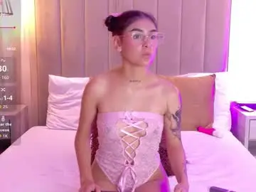 Chaturbate Live Sex Cam of violetblaze