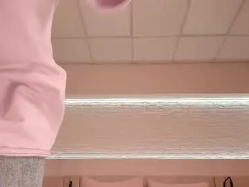 Chaturbate Best live sex cam show of _emiliaa_