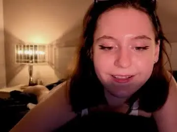 Chaturbate Live Sex Cam of diana_floweri