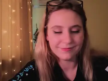 Chaturbate Live Sex Cam of diana_floweri