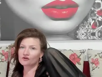 Chaturbate Adult Webcam of illegalbeauty87