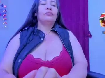 Chaturbate Adult Webcams of esmeralda_milf1