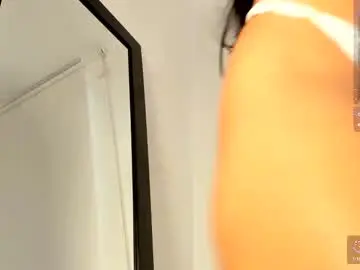 Chaturbate Free Porn Cam of emilyjhons3