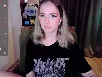 Chaturbate Free Porn Cam of shyfoxxxy