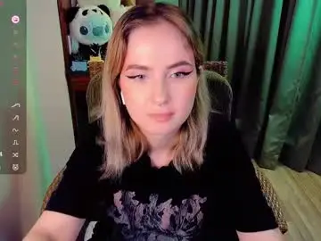 Chaturbate Free Live Porn of shyfoxxxy
