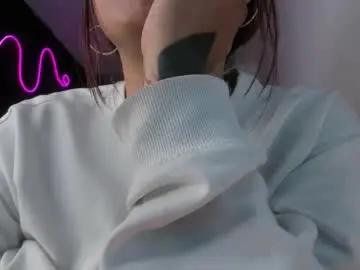 Chaturbate Live Sex Cam of thristan_222