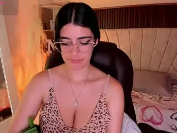 Chaturbate Adult Video Chat of _niah_