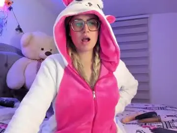 Chaturbate Best live sex cam show of liahkimi