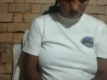 Chaturbate Free Porn Cam of minie4tina