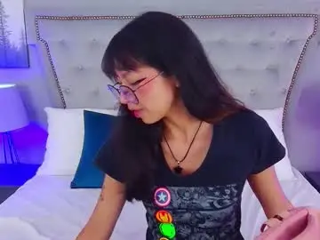Chaturbate Adult Video Chat of yommi_winx