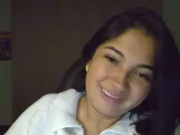 Chaturbate Live Sex Cam of littleprety6969