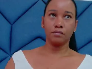 Chaturbate Free Porn Cam of ebonyhorrny