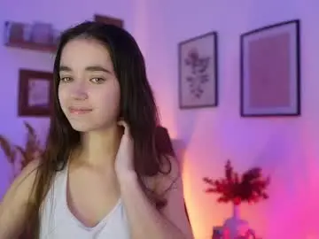 Chaturbate Watch Live Sex Cams of gia_paige18