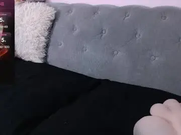 Chaturbate Live Sex Cam of connie_haze