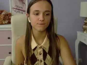 Chaturbate Live Sex of emilly_lust99