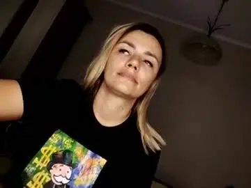 Chaturbate Live Sex Cam of krisssexi