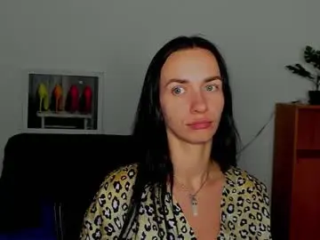 Chaturbate Live Sex Cam of annakillian_kiss
