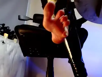 Chaturbate Free Porn Cam of mistress__alice_