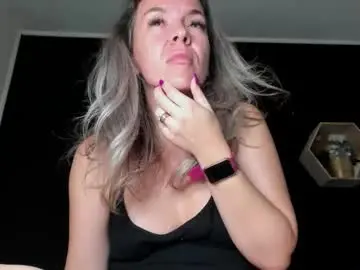 Chaturbate Watch Live Sex Cams of alesys69