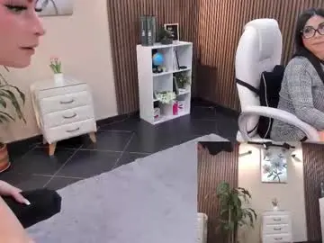Chaturbate Adult Video Chat of _redfoxxx_